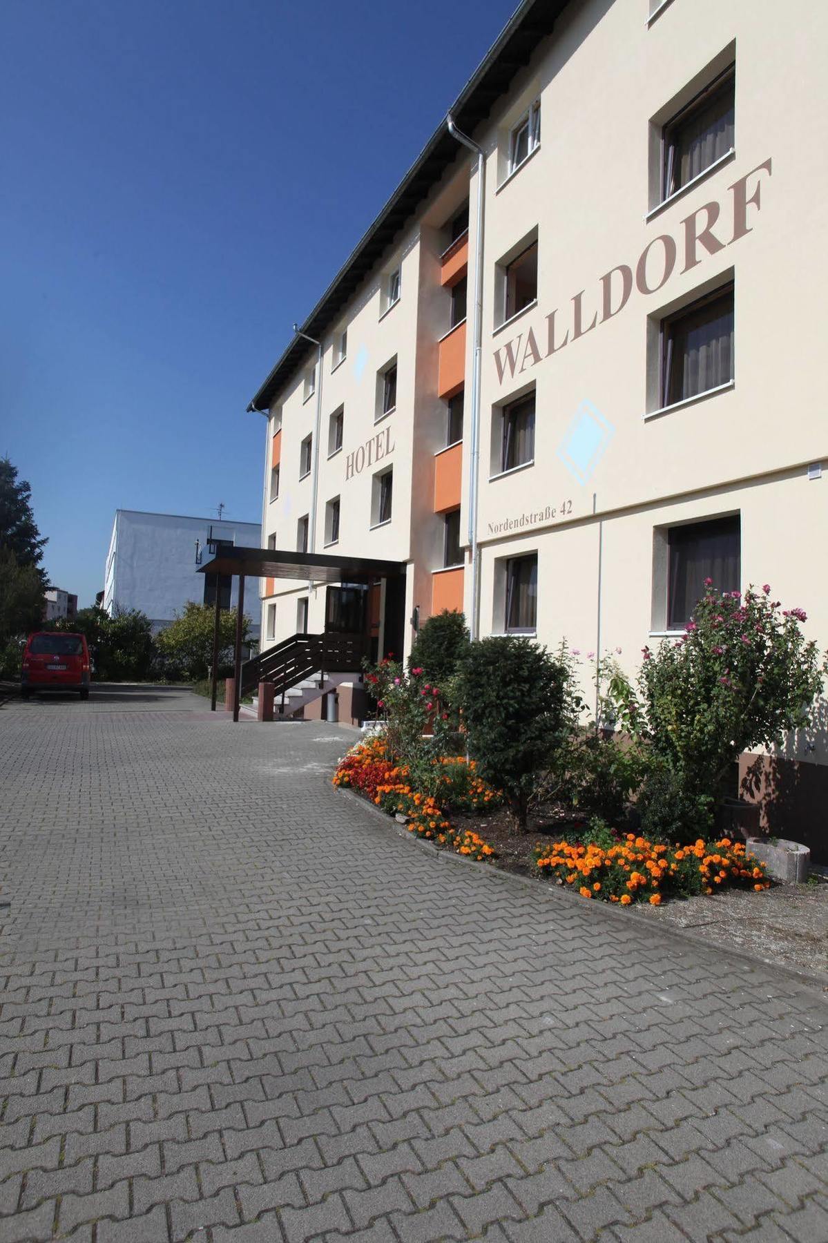 Airport Hotel Walldorf / Inh. Cetrico GmbH Mörfelden-Walldorf Exterior foto